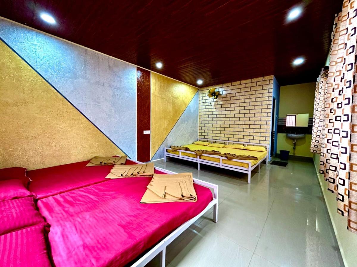 Dandeli Goldfinch Resort Buitenkant foto