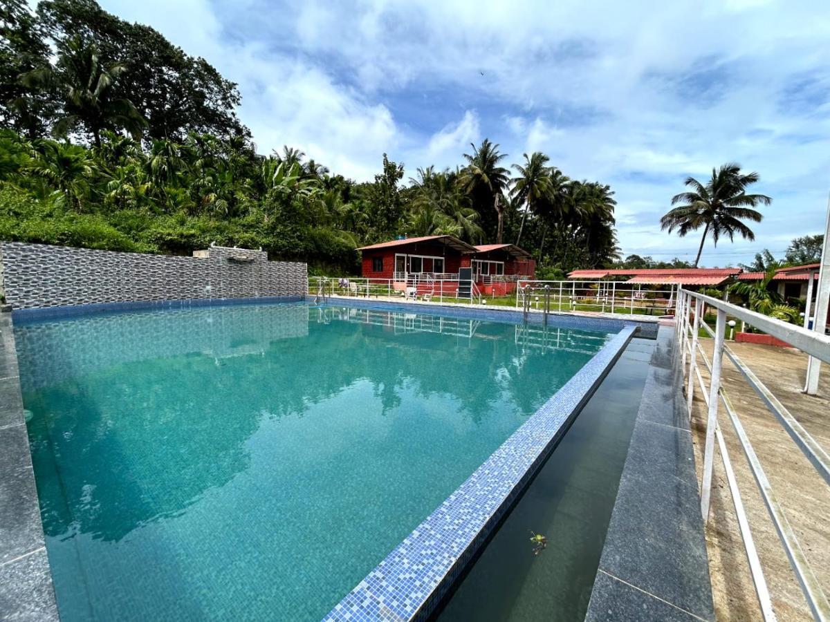 Dandeli Goldfinch Resort Buitenkant foto