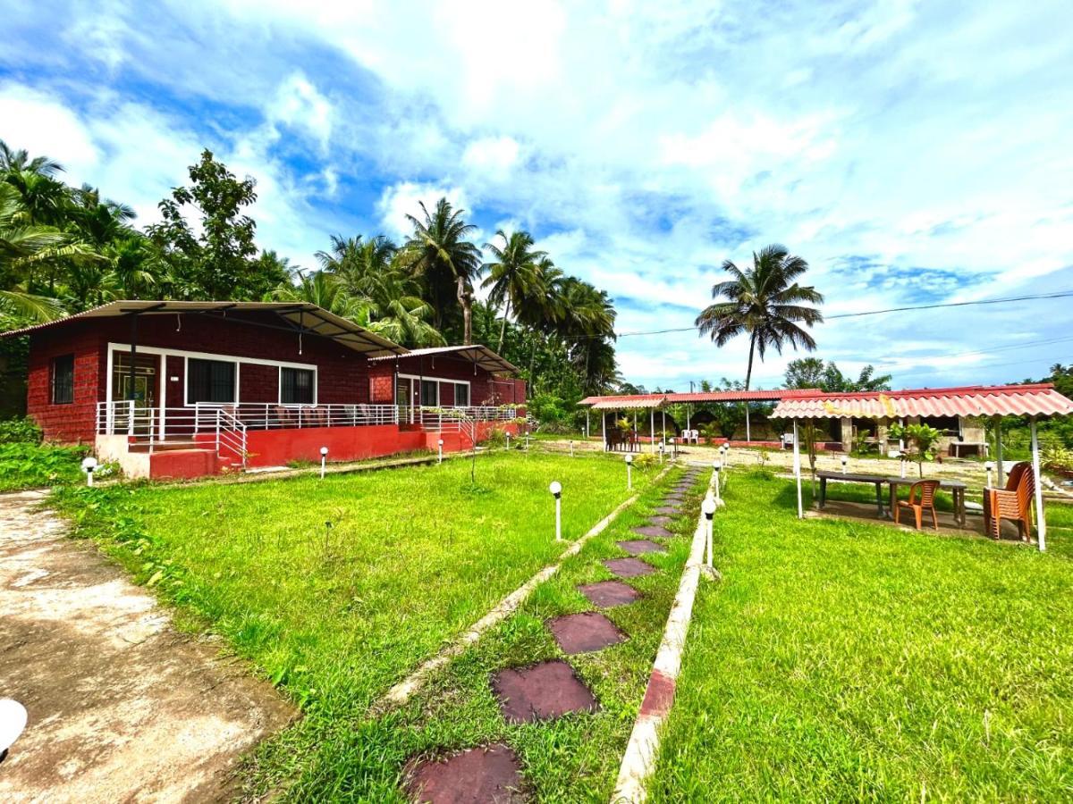 Dandeli Goldfinch Resort Buitenkant foto