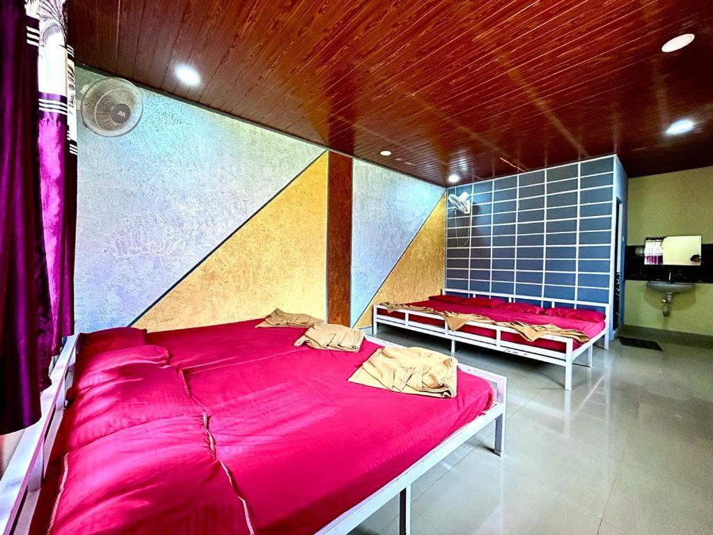 Dandeli Goldfinch Resort Buitenkant foto