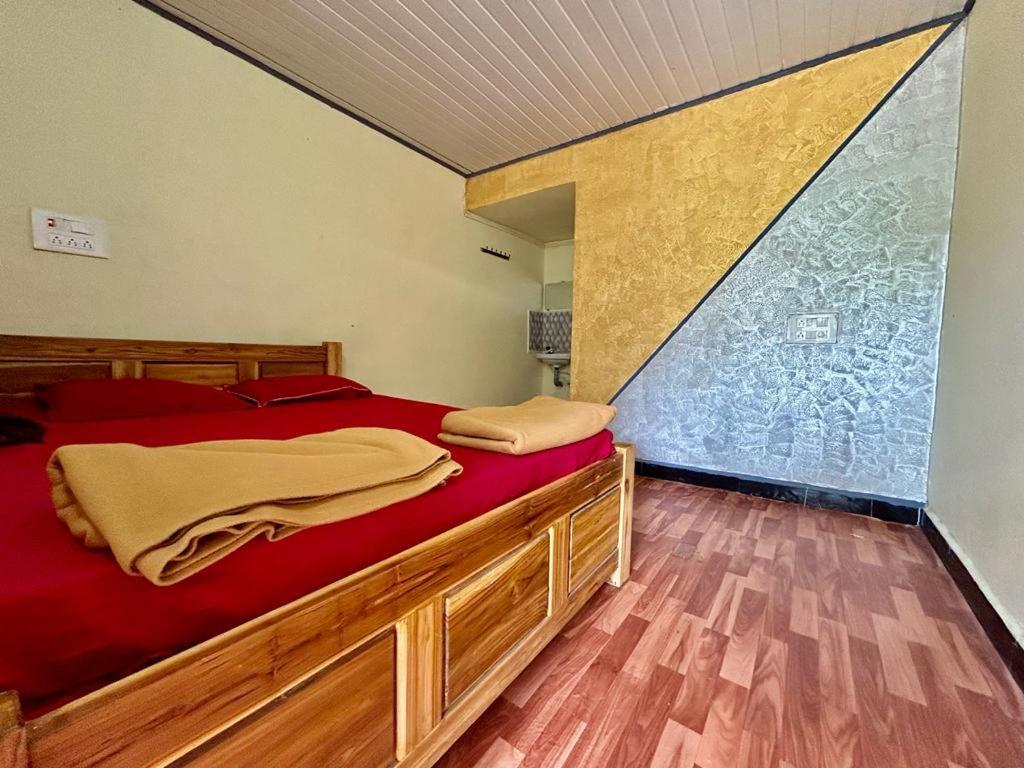 Dandeli Goldfinch Resort Buitenkant foto